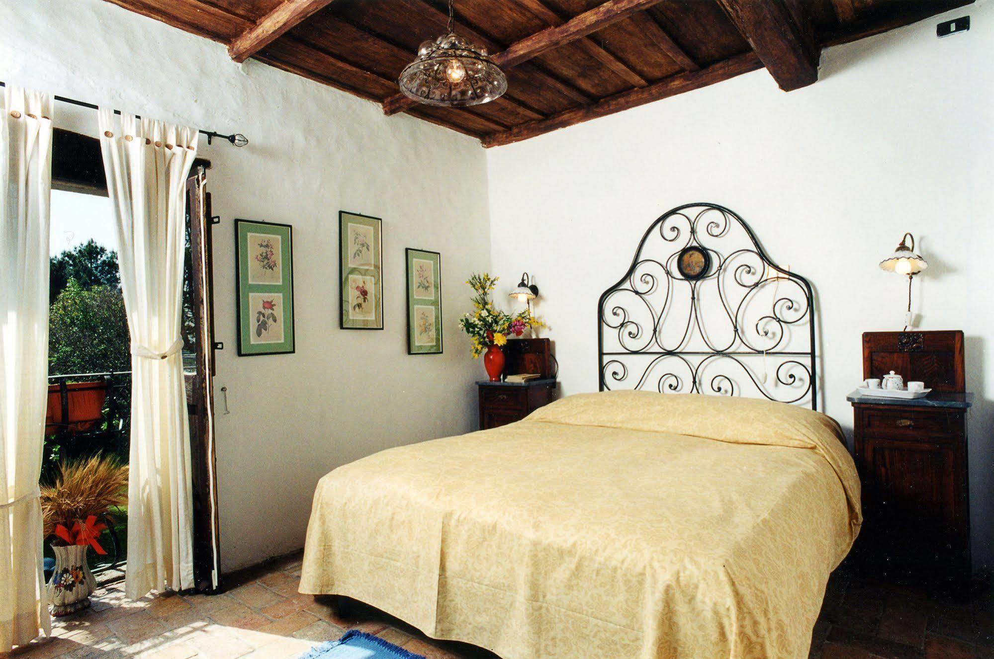 La Meridiana Strana Bed & Breakfast Viterbo Exterior photo